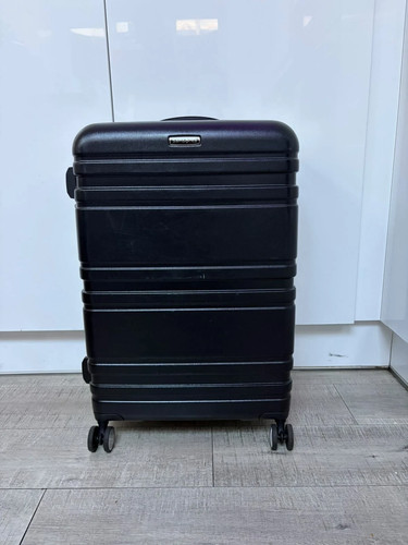 Medium hard samsonite suitcase - hard,