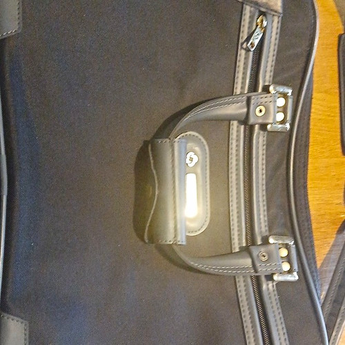Samsonite soft nylon holdall - samsonite,