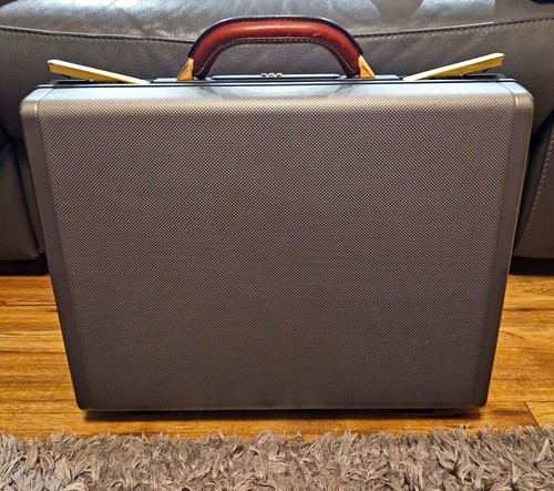 Samsonite breifcase - samsonite,