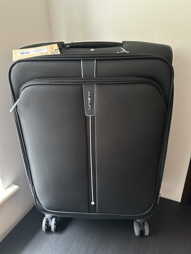 Samsonite black pop soda