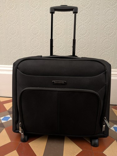 Samsonite rolling overnight - ,
