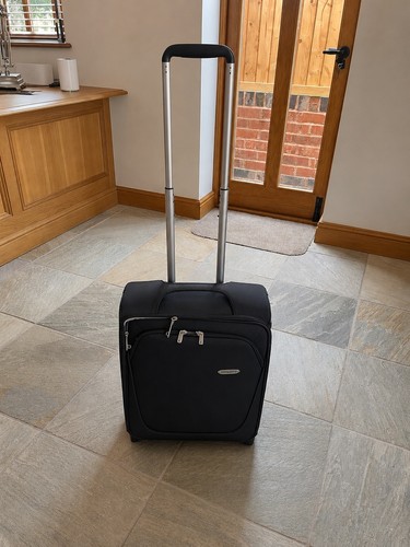 Samsonite light weight - light, cabin